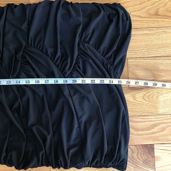 NWOT Criss Cross Ruched Bodycon Dress - Picture 13 of 13
